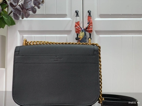 LOUIS PM LOCKME CHAIN VUITTON 0815
